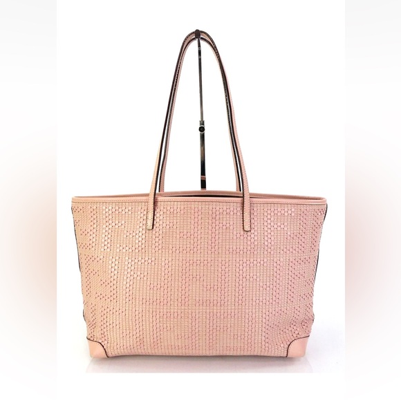 Fendi Light Pink Tote Bag - Picture 2 of 16